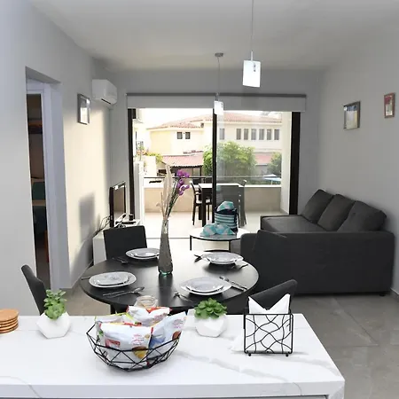 Apartament Alexis - 2-bedroom With Swimming Pool Pafos